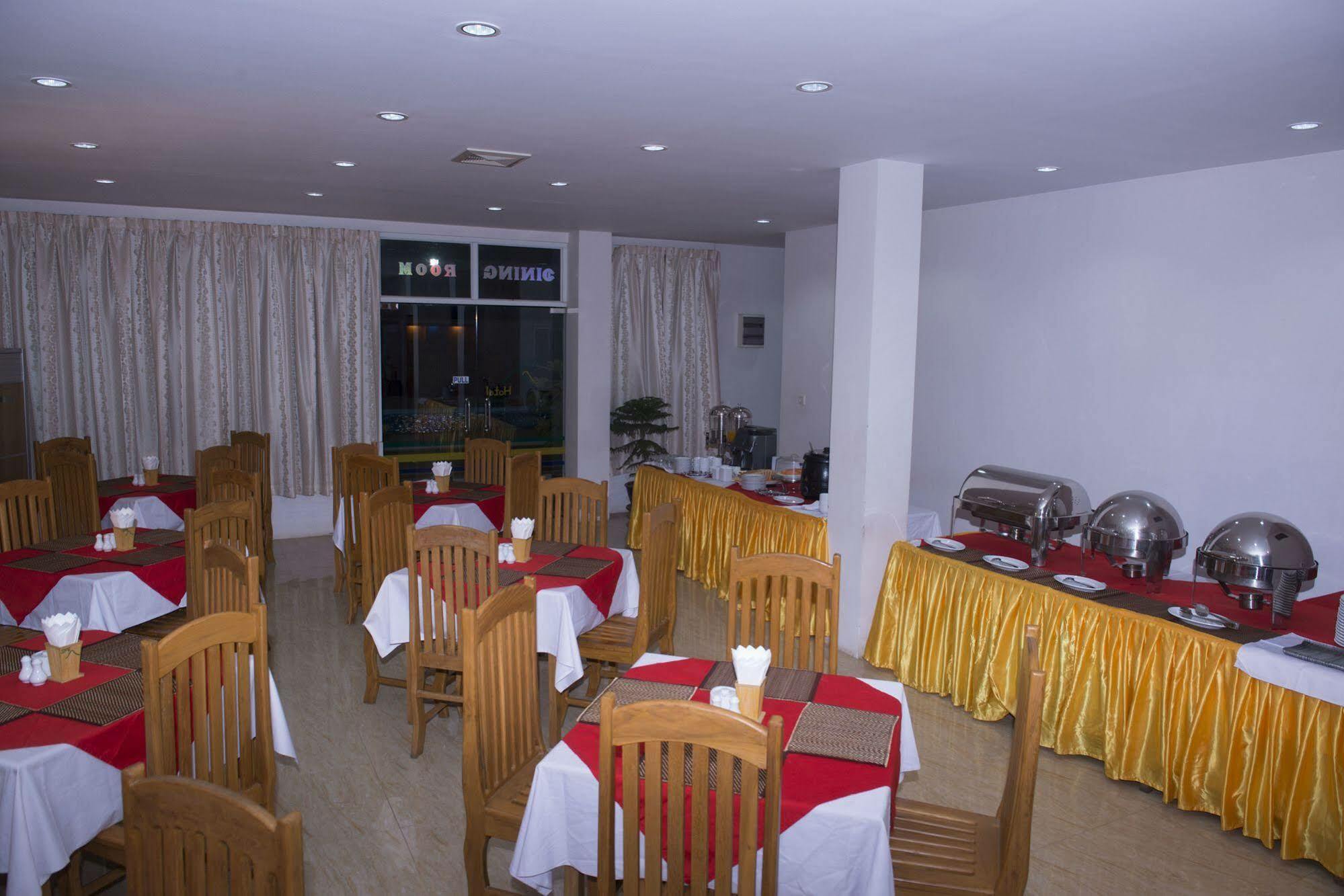 Shwe Poe Eain Hotel New Bagan Exterior foto